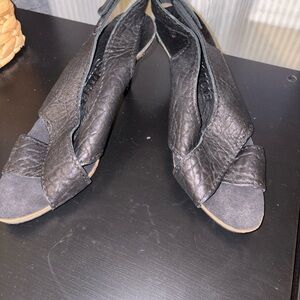 Pedro Garcia Black leather heels, size 40.5, worn once.